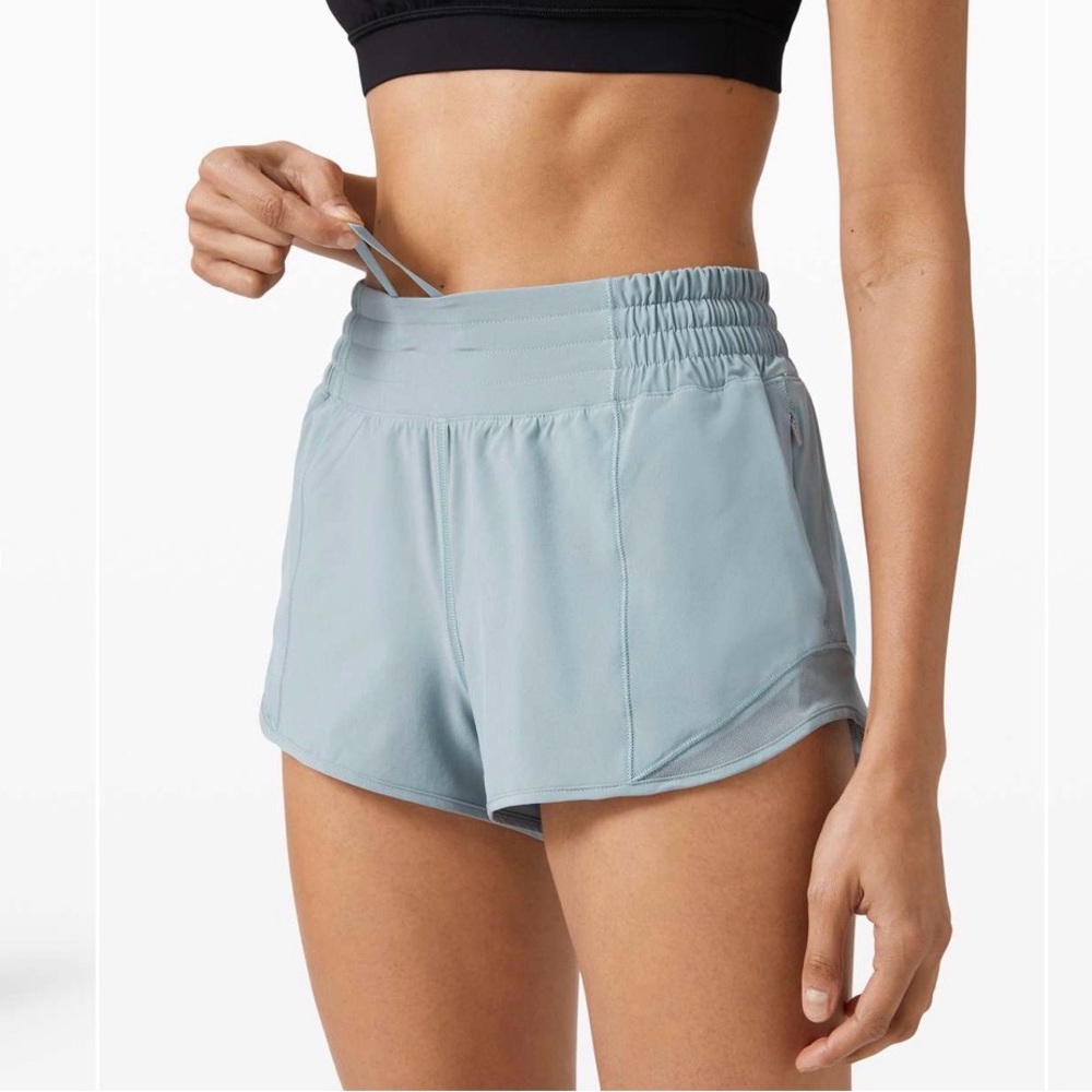 NWOT Lululemon High-Rise Hotty Hot Shorts 8
